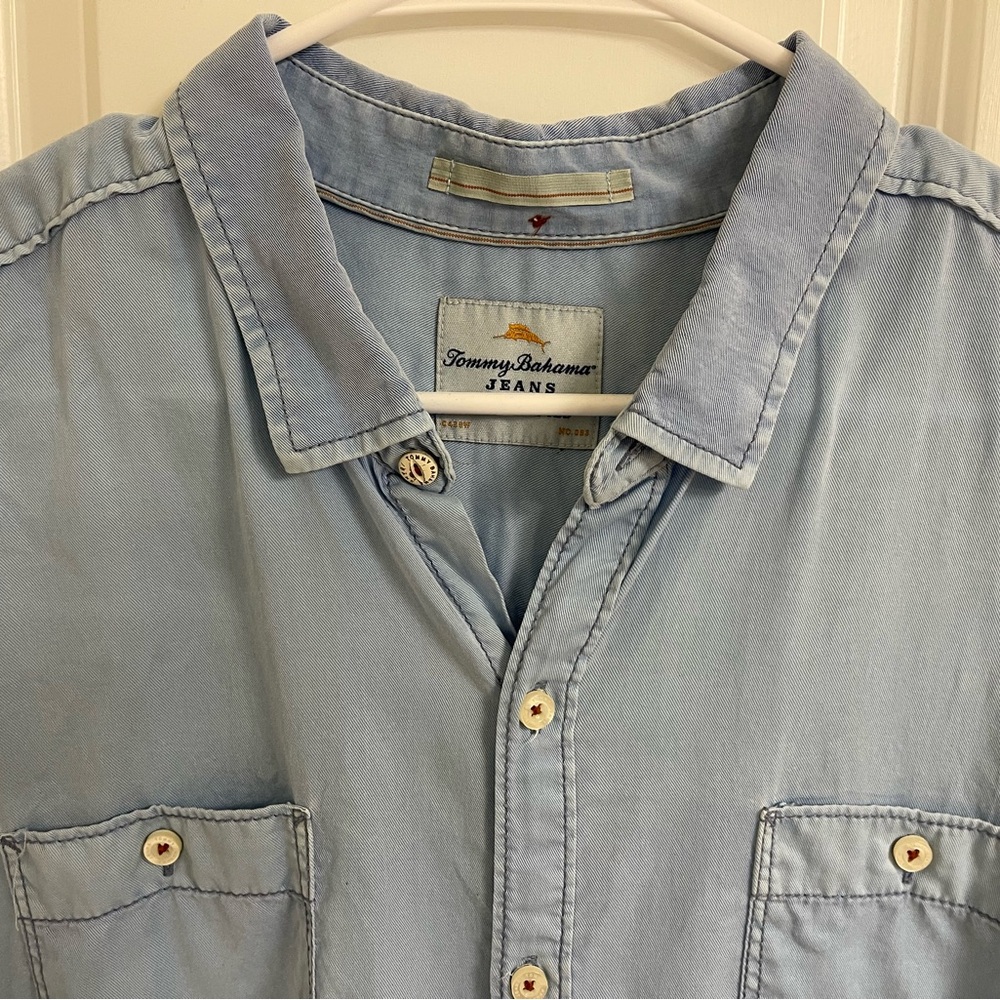 Tommy bahama size XL very good condition